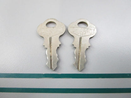 NEW OEM (LOT OF 2) 501524 05015274 OMC Johnson Evinrude KF9 Ignition Key 0810