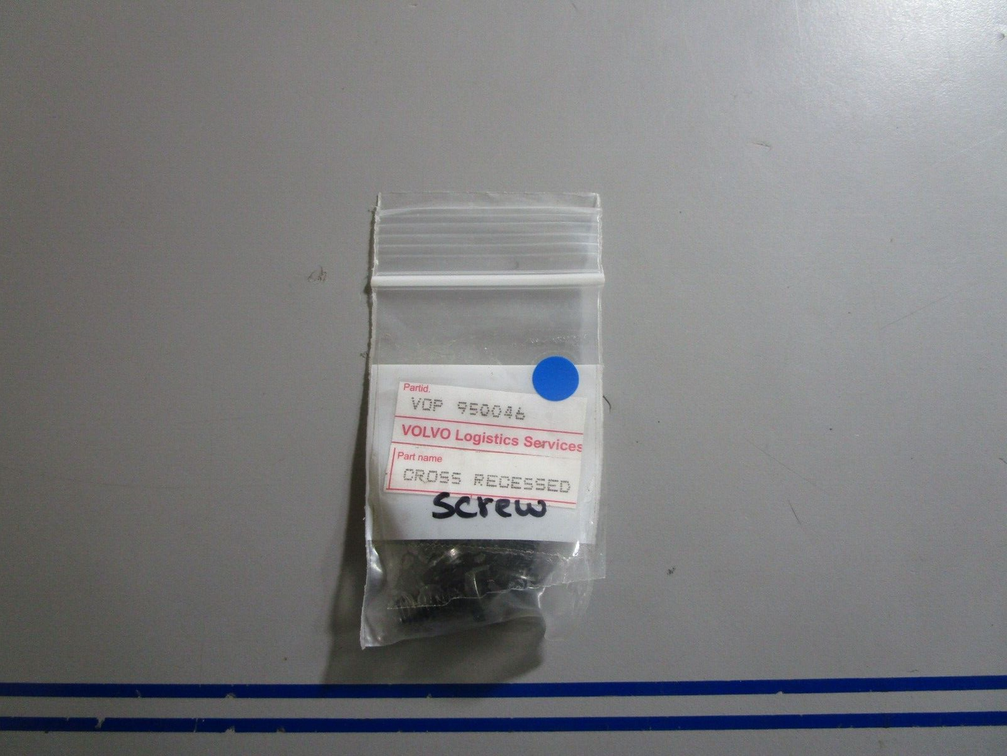 *NEW OEM* (LOT OF 4) 0770 Volvo Penta Screw 950046