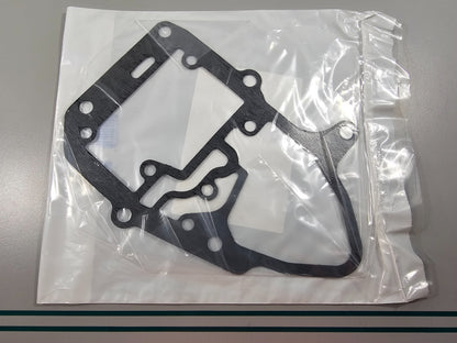 NEW OEM 330621 0330621 OMC Johnson Evinrude Gasket 0810