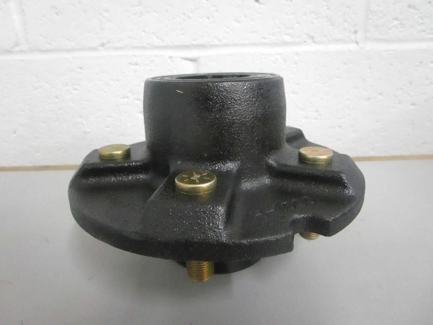 NEW OEM 730-4451 NAPA Hub Assy 0820