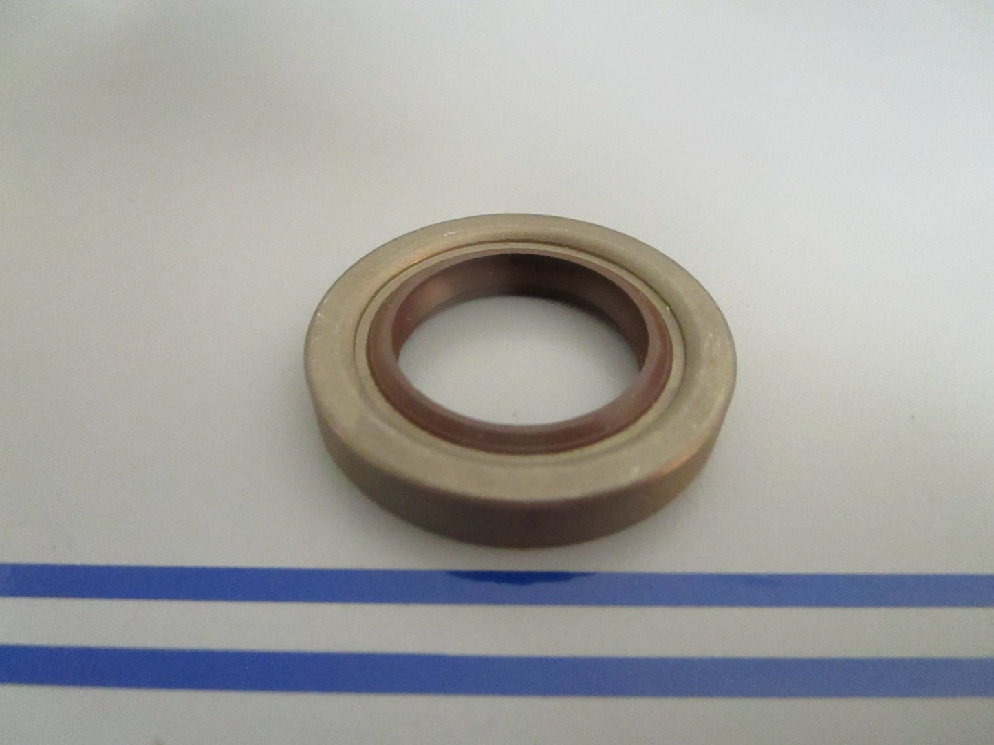*NEW OEM* 0720 OMC Johnson Evinrude Seal 337235 0337235