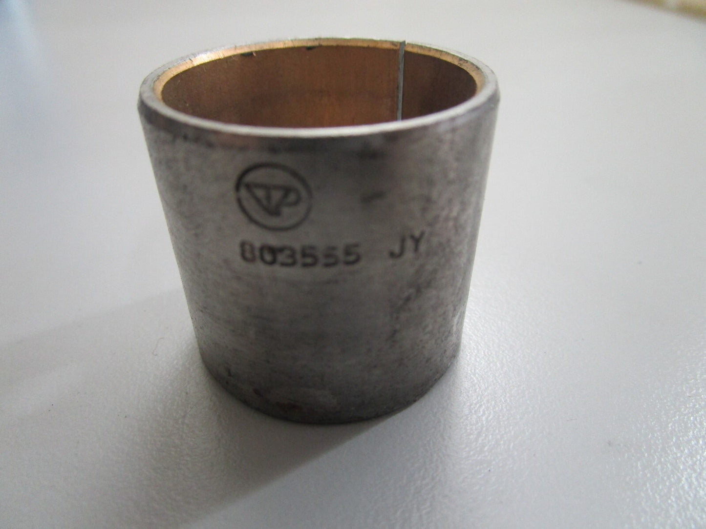 *NEW OEM* 0820 Volvo Penta Bushing 803555