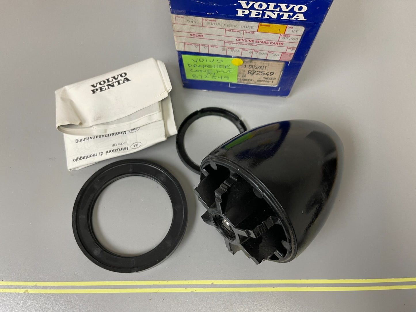 *NEW OEM* 0720 Volvo Penta Propeller Cone Nut Assembly 872549