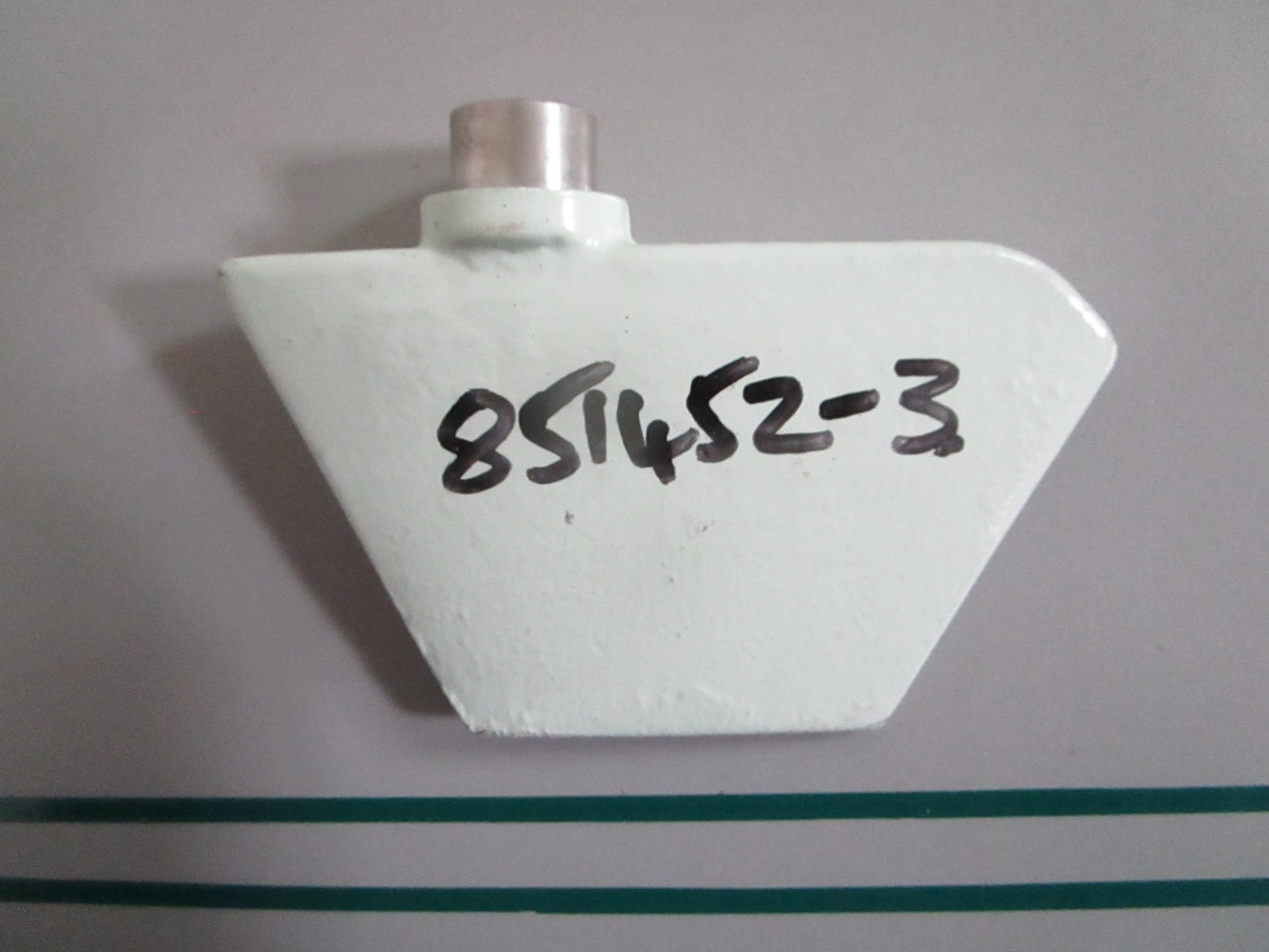 NEW OEM 851452 Volvo Penta Steering Fin 0820