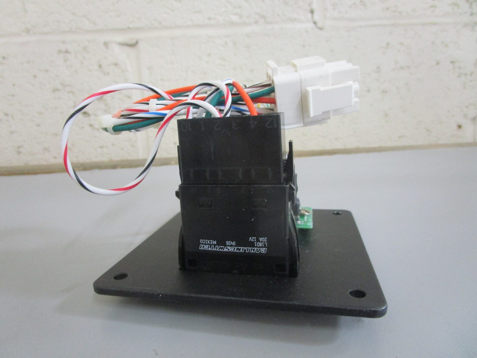 *NEW* 0820 Westerbeke Switch Panel Ay 49148
