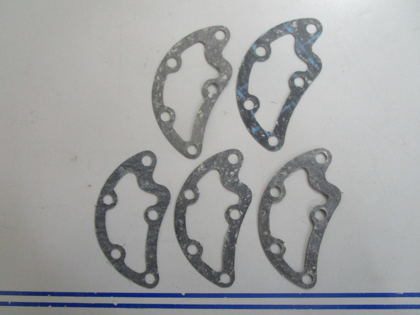 *NEW OEM* (LOT OF 5) 0810 OMC Johnson Evinrude Gasket 304726 0304726