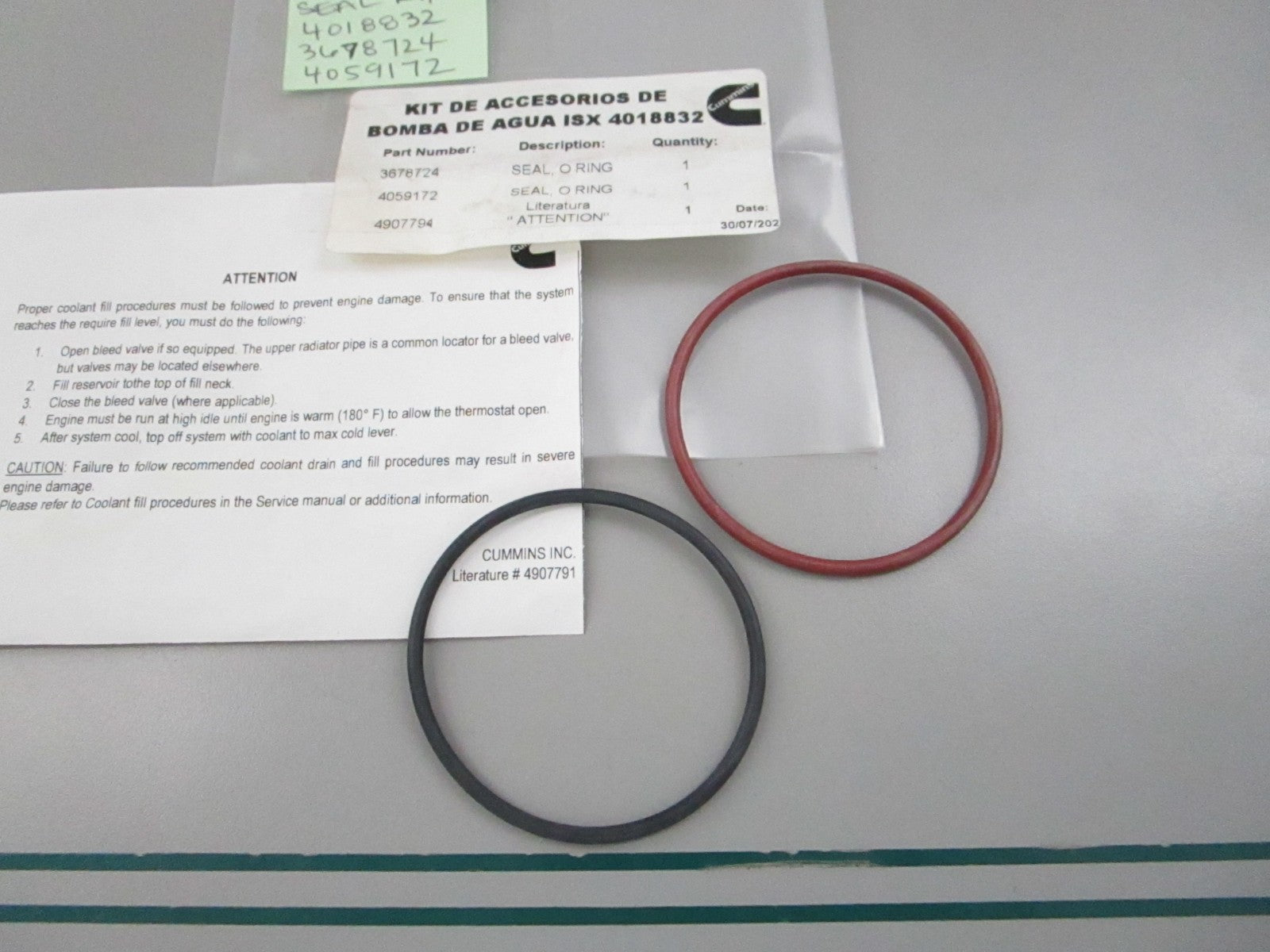 NEW OEM 3678724 4059172 Cummins Seal Kit 0810
