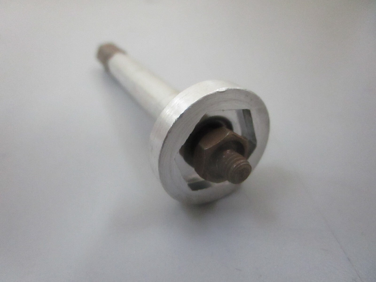 *NEW OEM* 0780 OMC Johnson Evinrude Valve Stem 173206 0173206
