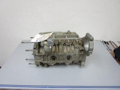 *NEW OEM* 0720 Mercury 65hp Cylinder Crankcase 961-5887 869-6005A3
