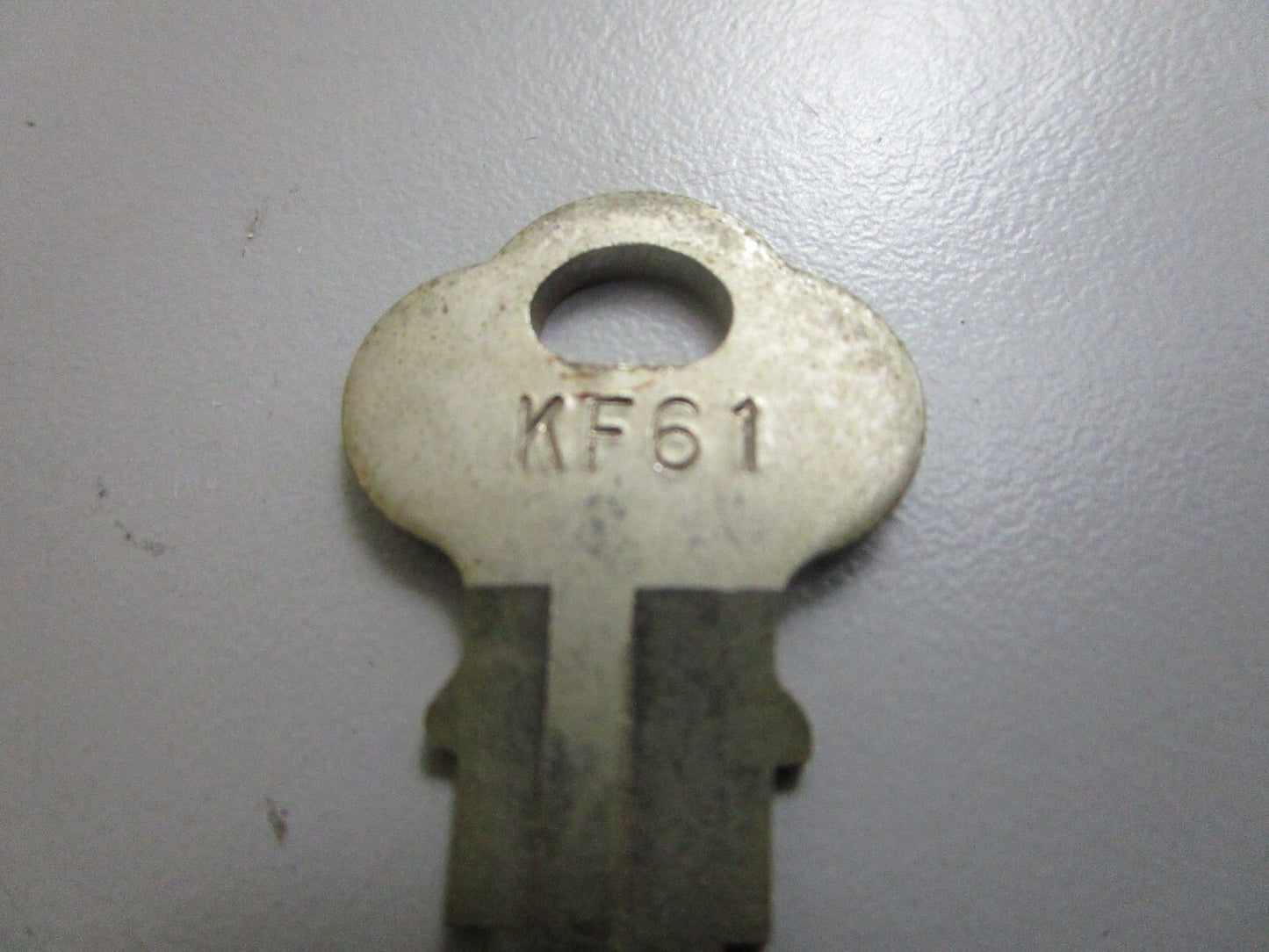 *NEW OEM* 0810 OMC Johnson Evinrude Ignition Key KF61 501576 0501576