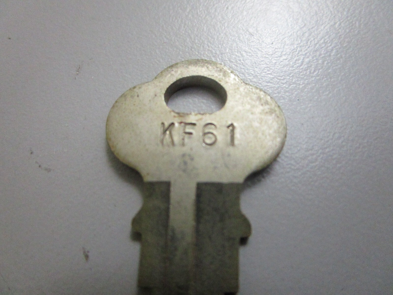 *NEW OEM* 0810 OMC Johnson Evinrude Ignition Key KF61 501576 0501576