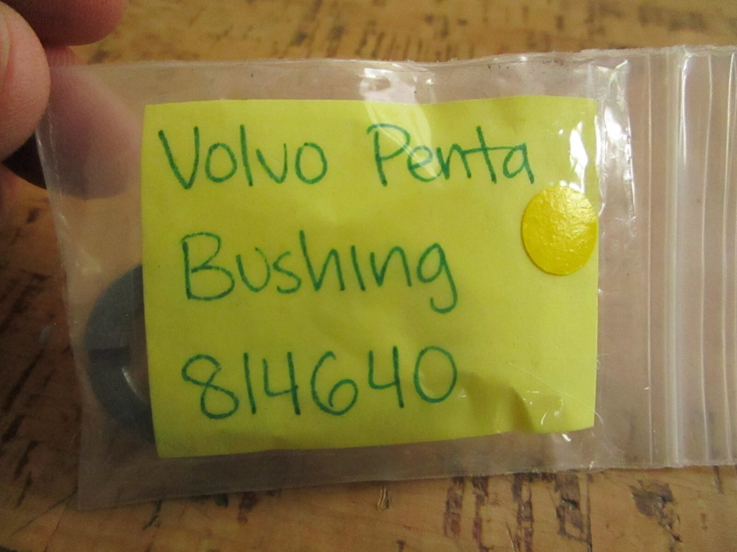 *NEW OEM*  0810 Volvo Penta Bushing 814640