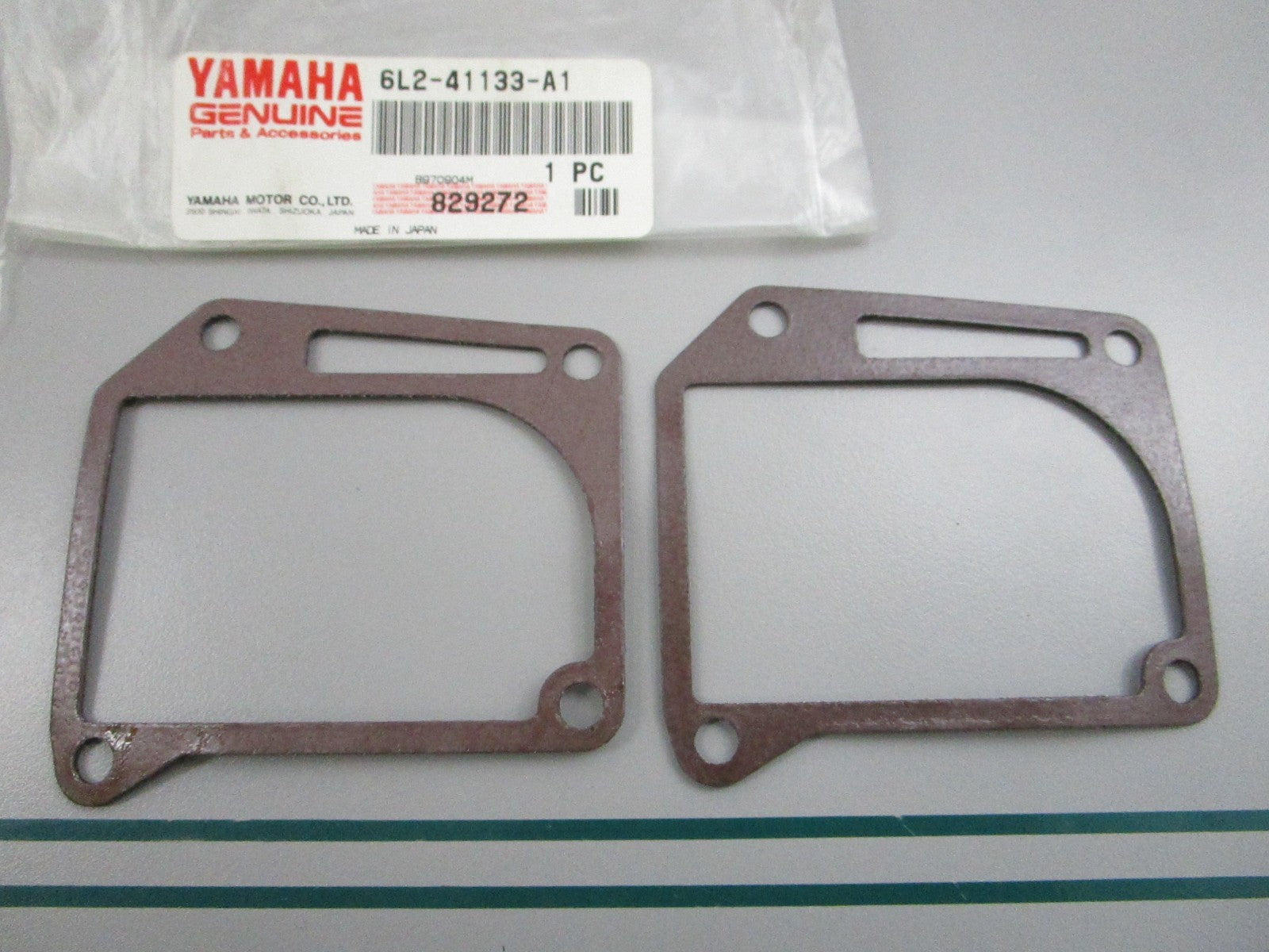 NEW OEM (LOT OF 2) 6L2-41133-A1-00 Yamaha Exhaust Manifold Gasket 0810