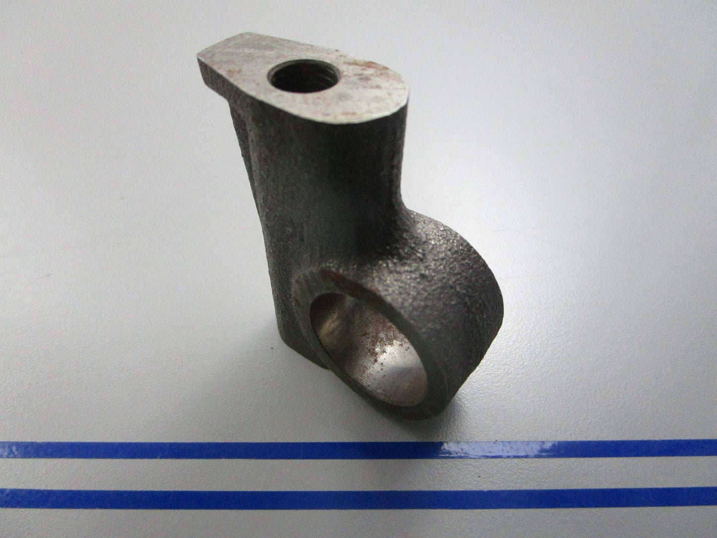 NEW OEM 1542042 Volvo Penta Bearing Bracket 0810