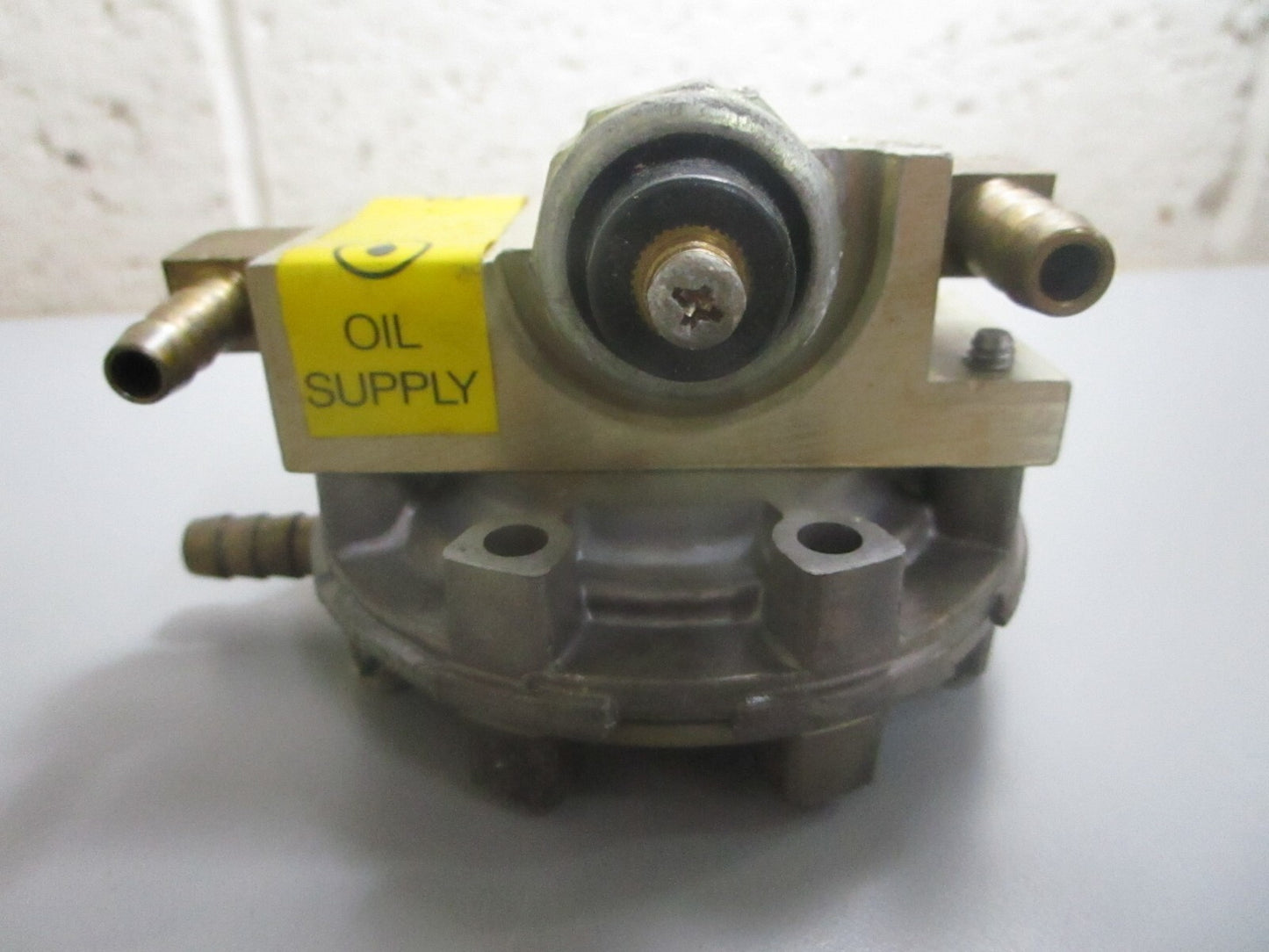 *NEW OEM* 0820 OMC Johnson Evinrude Oil Lift Pump Ay 5001047