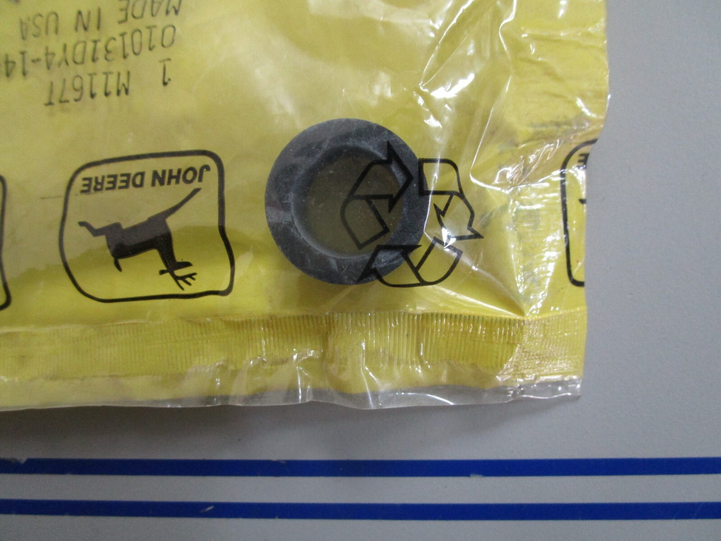 *NEW OEM* 0820 John Deere Bushing M1167T