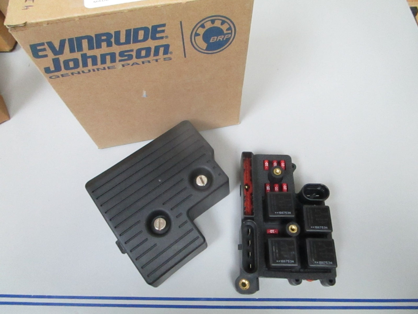 NEW OEM 586754 0586754 OMC Johnson Evinrude Power Distribution Panel 0720