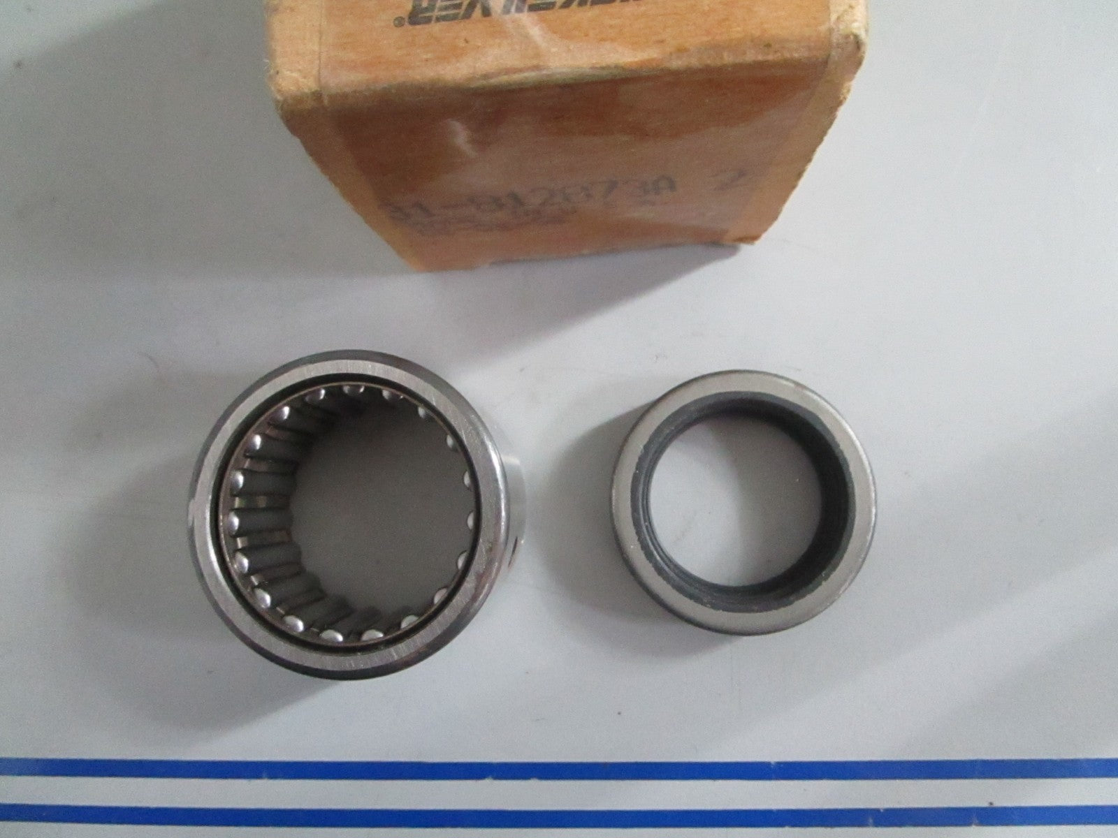 *NEW OEM* 0820 Mercury Quicksilver Bearing/Seal Kit 31-812873A2