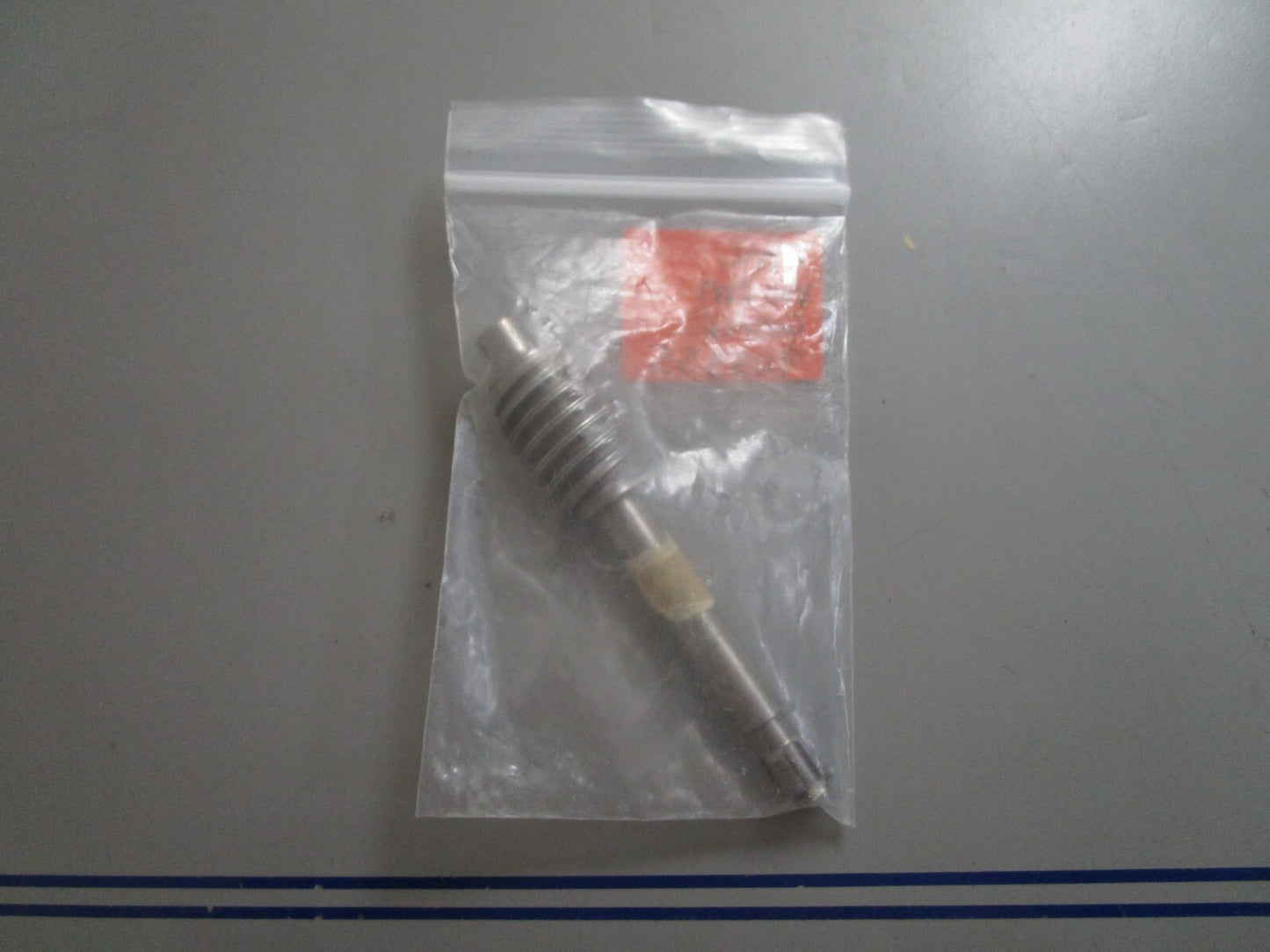 *NEW OEM* 0810 OMC Johnson Evinrude Worm Gear 903355 0903355