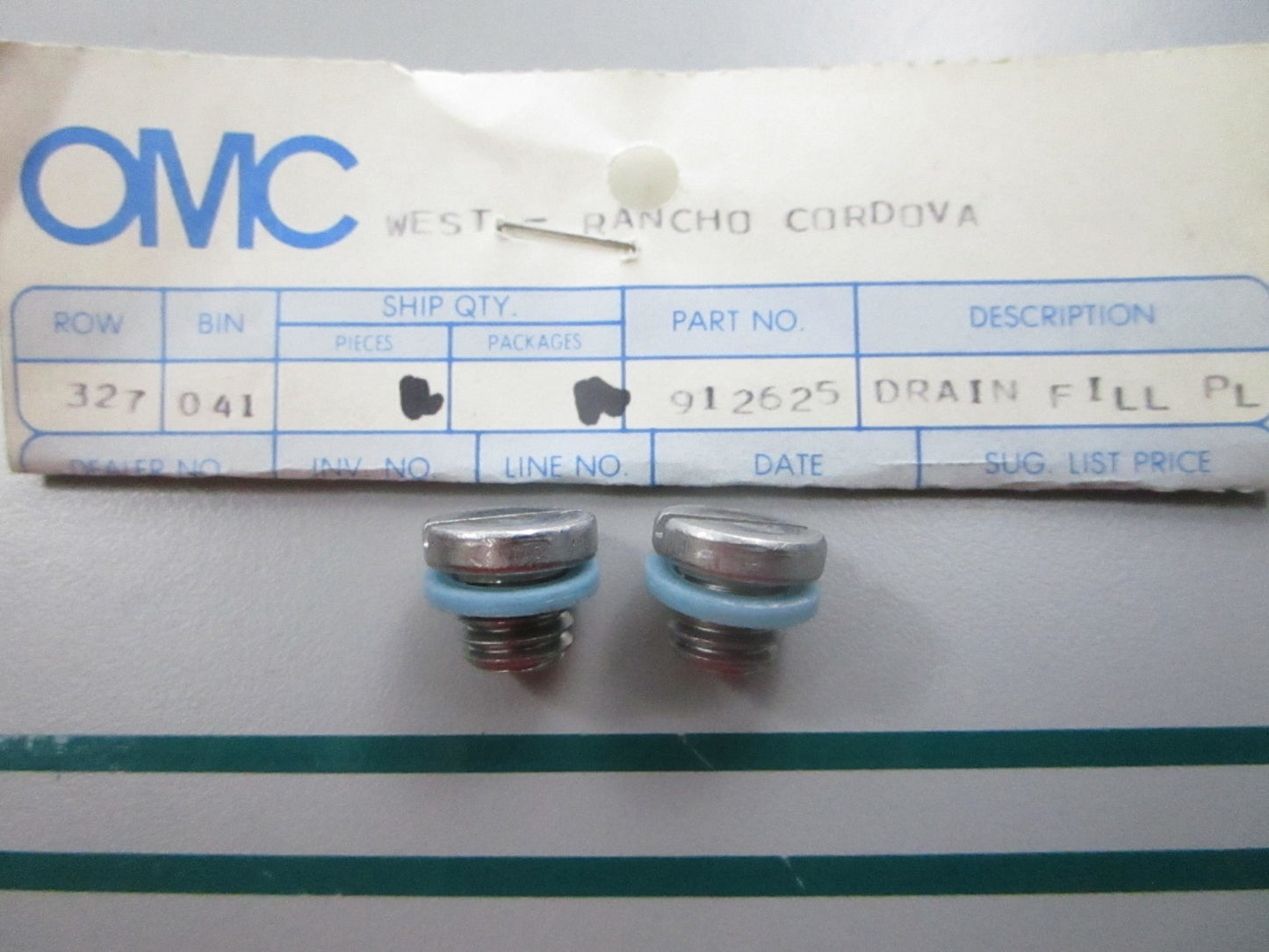 NEW OEM (LOT OF 2) 912625 0912625 OMC Johnson Evinrude Drain Fill Plug 0810