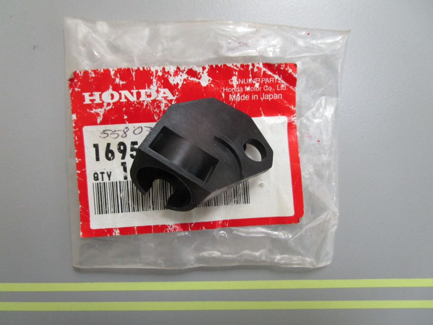 *NEW OEM* 0810 Honda Petcock Bracket 16956-ZM0-000