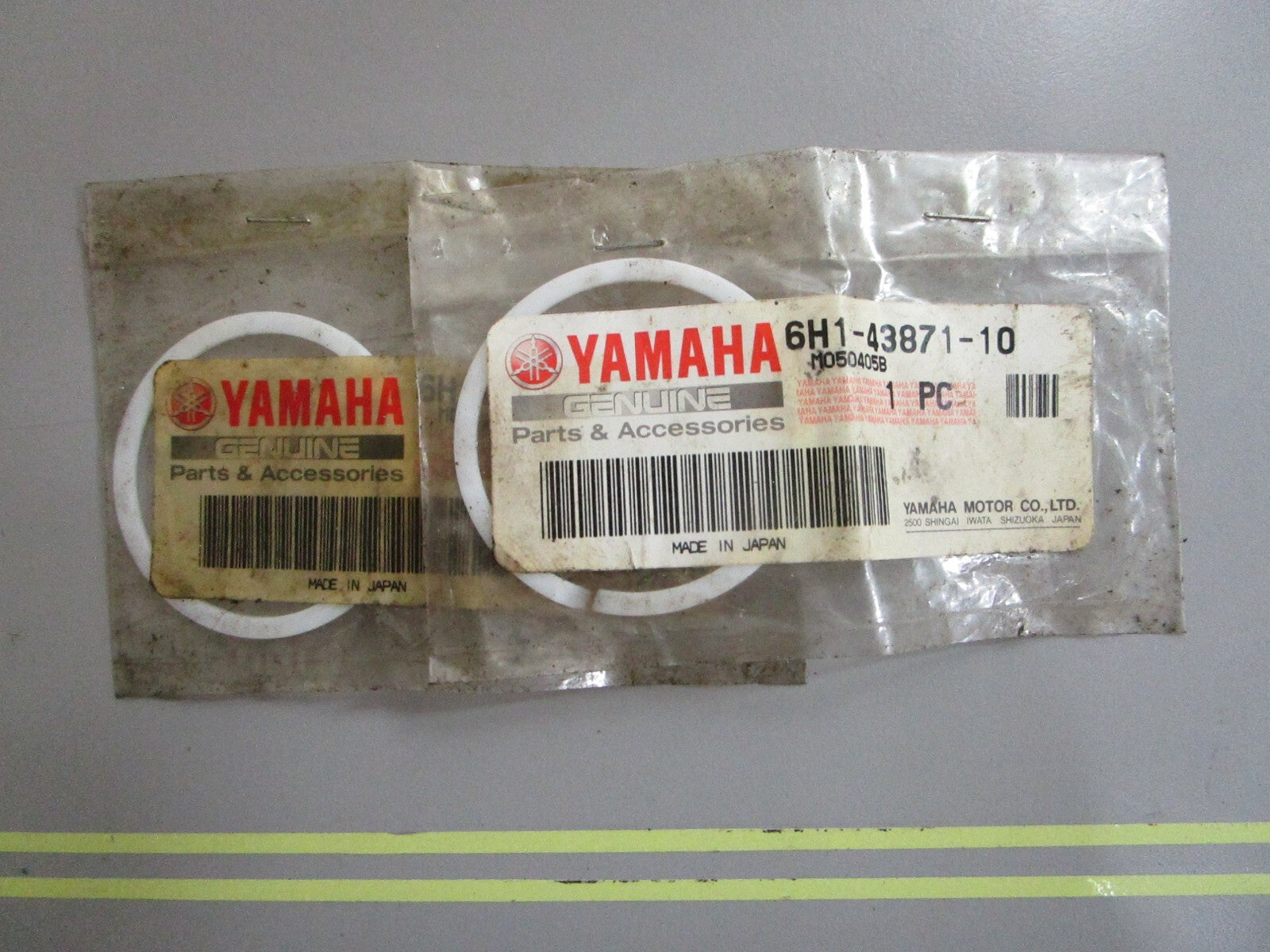 *NEW OEM* (LOT OF 2) 0810 Yamaha Back Up Ring 6H1-43871-10-00