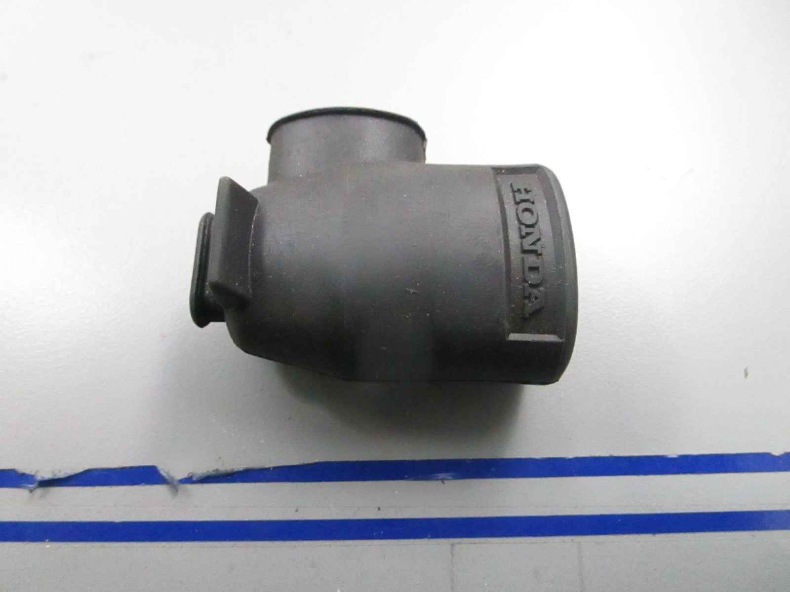 *NEW OEM* 0810 Honda Receptacle Plug 31652-881-014