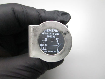 *NEW OEM* 0810 OMC Johnson Evinrude 70AMP Relay 586233 0586233