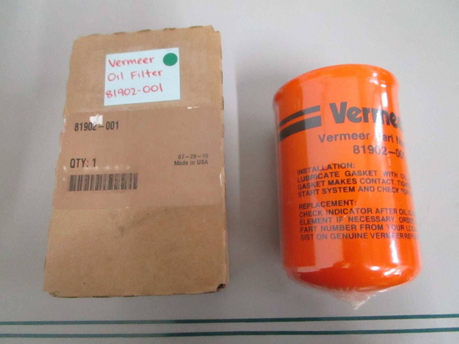 NEW OEM 81902-001 Vermeer Oil Filter 0820