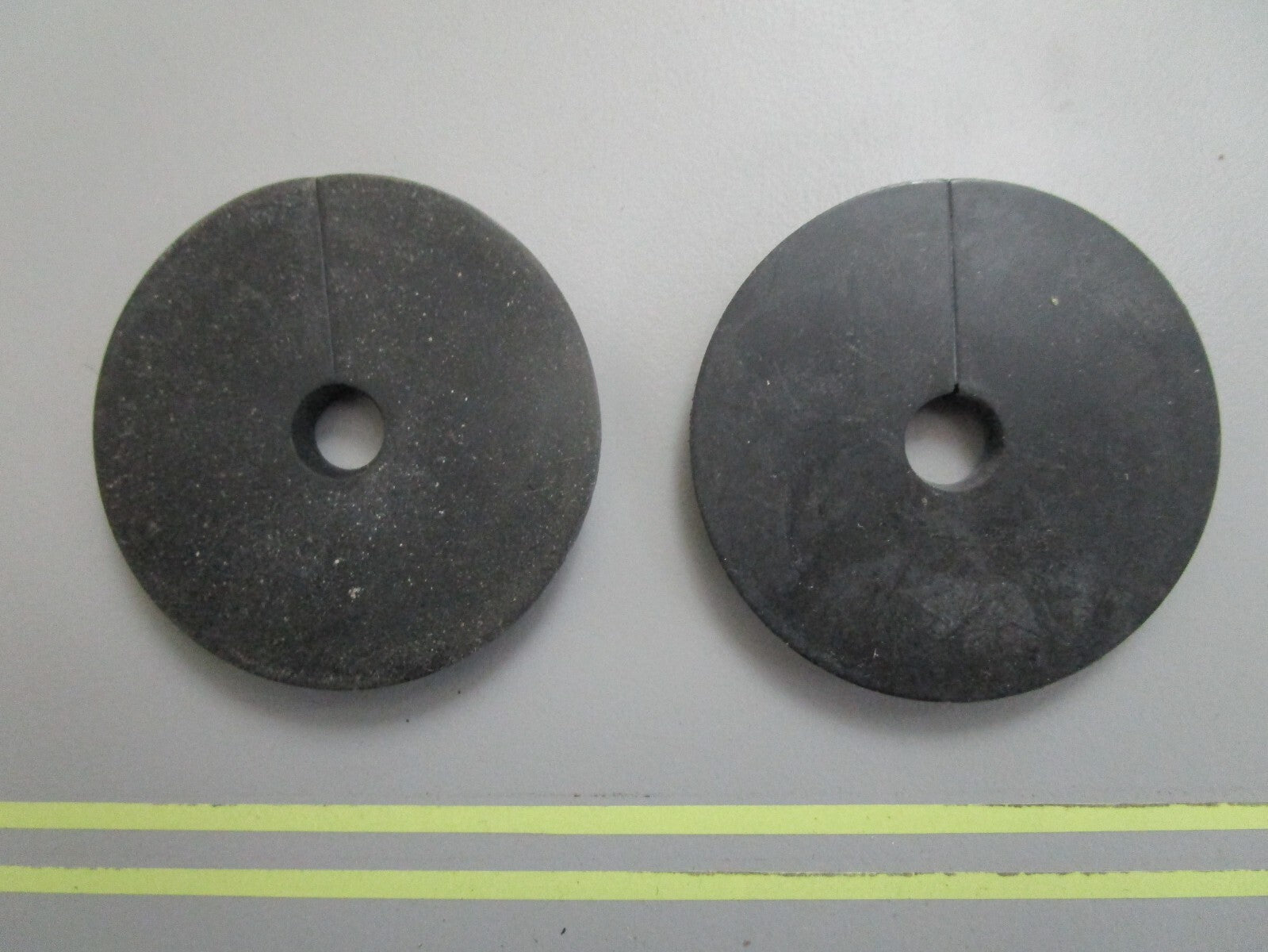 *NEW OEM* (LOT OF 2) 0820 OMC Johnson Evinrude Seal 322302 0322302