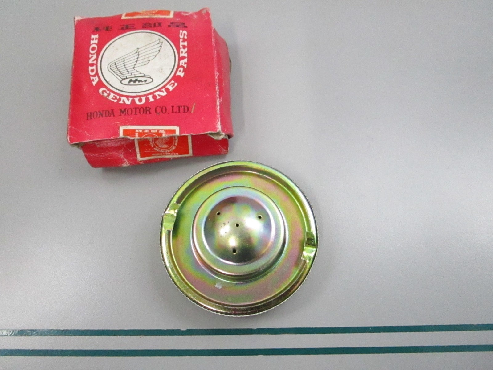 NEW OEM 17650-805-750 Honda Fuel Tank Cap 0810