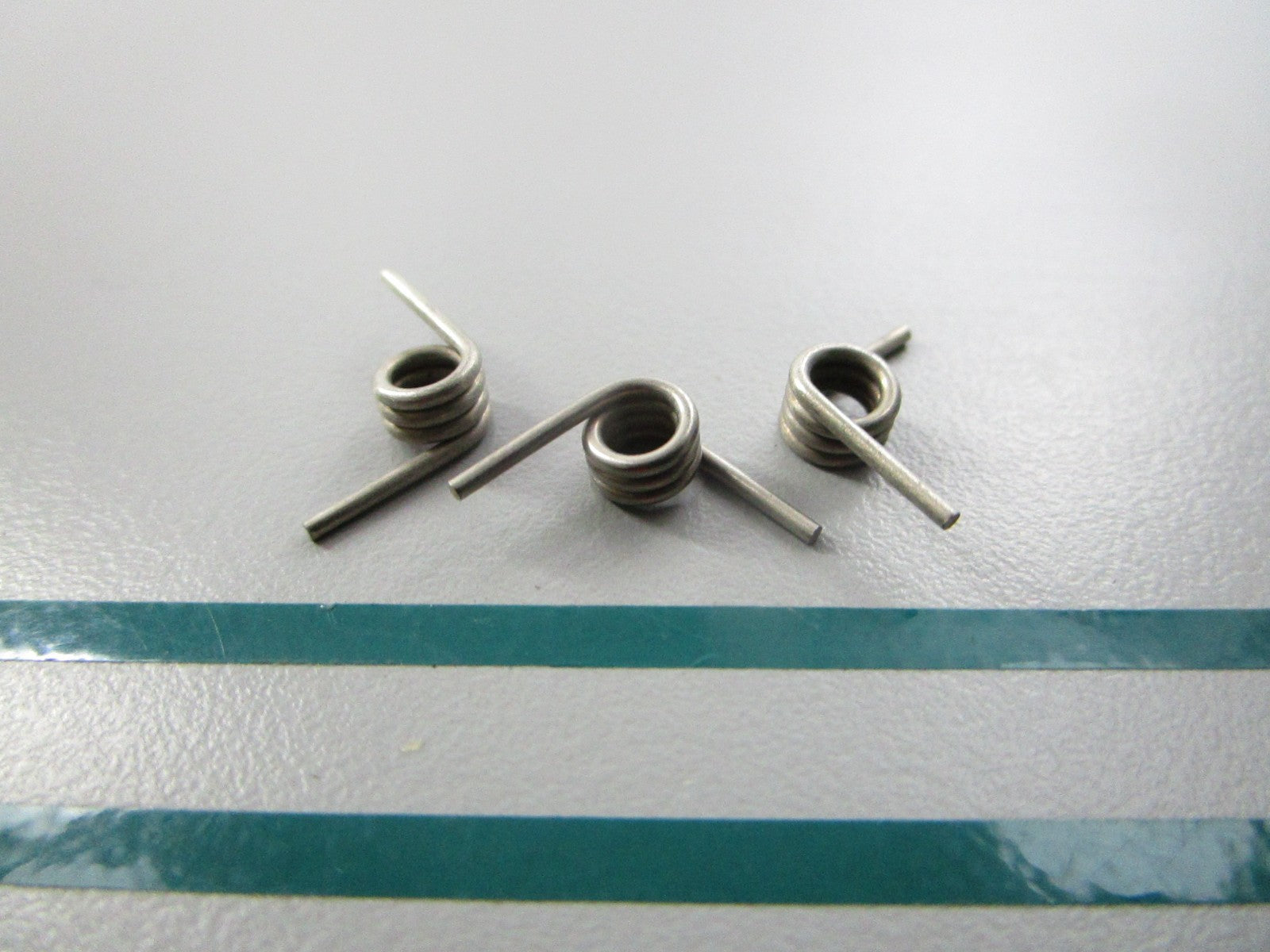 NEW OEM (LOT OF3) 301829 0301829 OMC Johnson Evinrude Retainer 0810