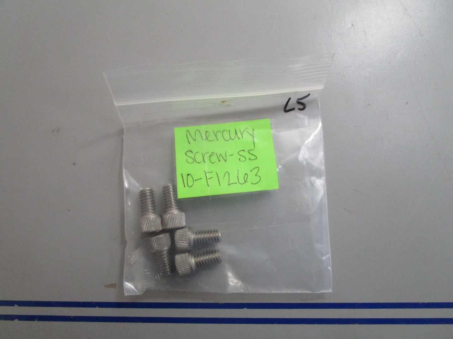 *NEW OEM* (LOT OF 5) 0810 Mercury Quicksilver Screw-SS 10-F1263
