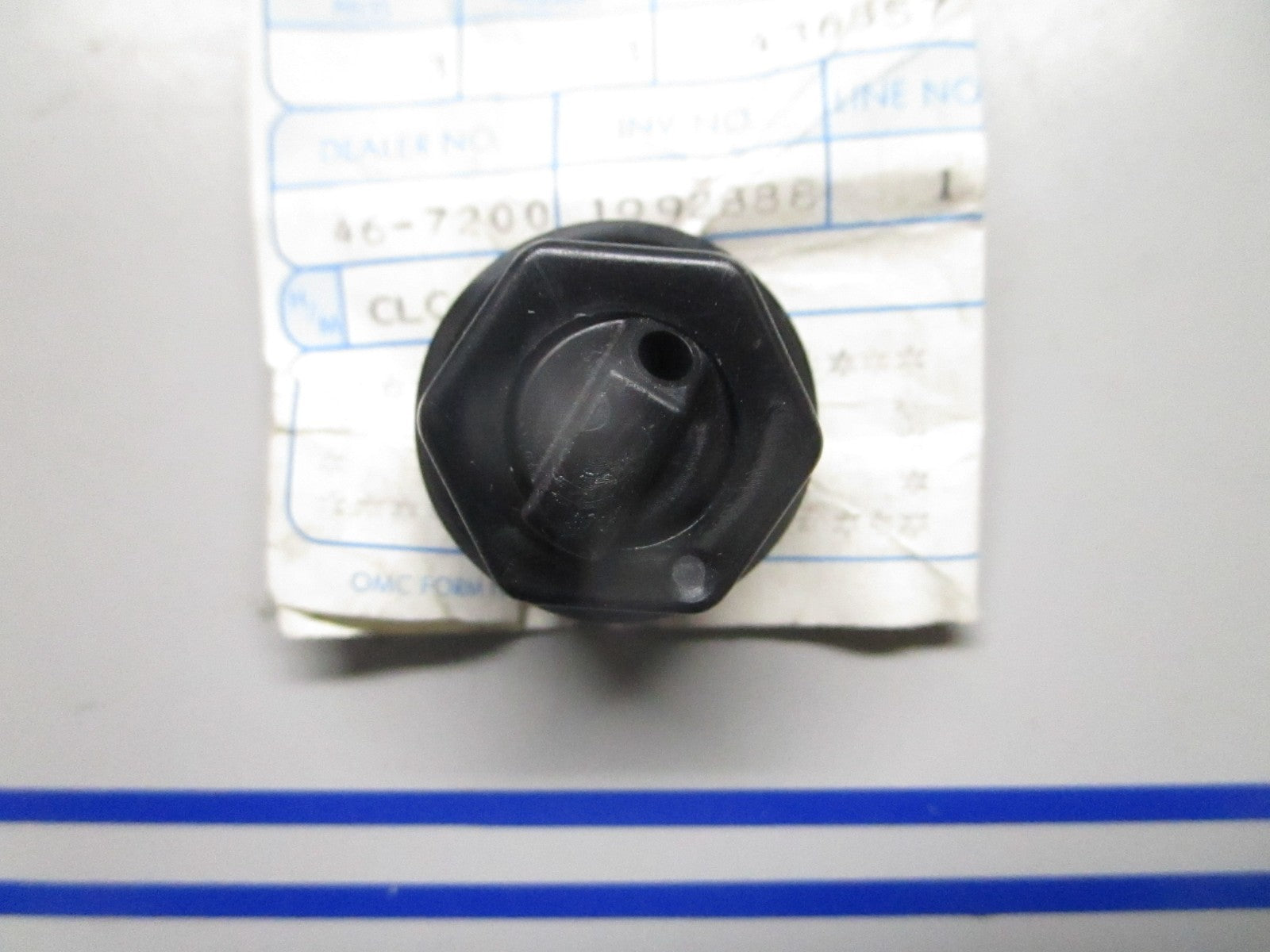 *NEW OEM* 0820 OMC Johnson Evinrude Plug & Nozzle Assy 436857 0436857