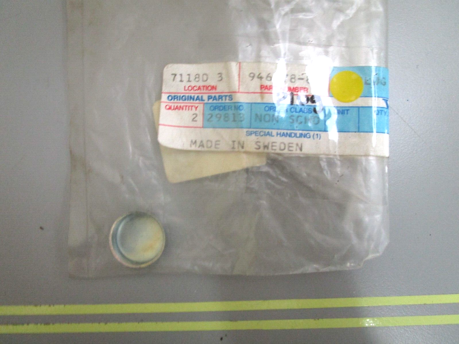 *NEW OEM* 0750 Volvo Penta PLUG 946778-8