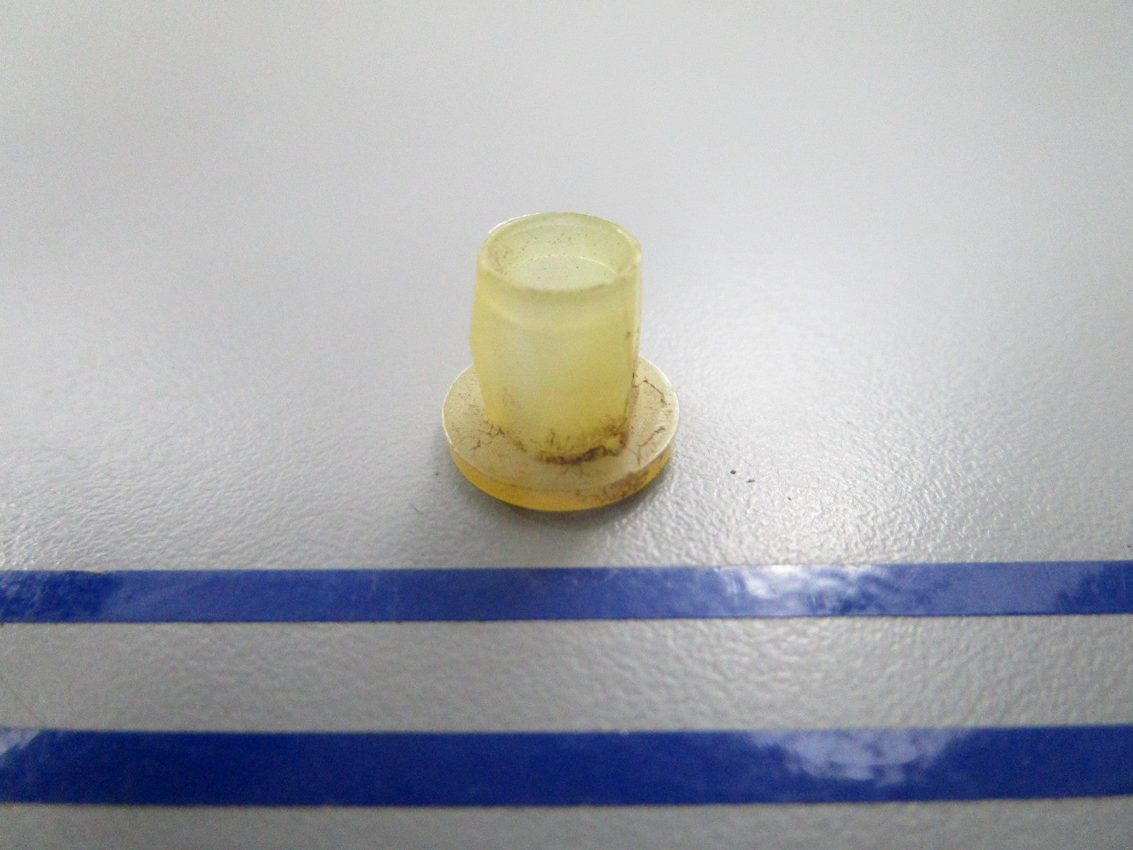 NEW OEM 121498 0121498 OMC Johnson Evinrude Retainer 0810