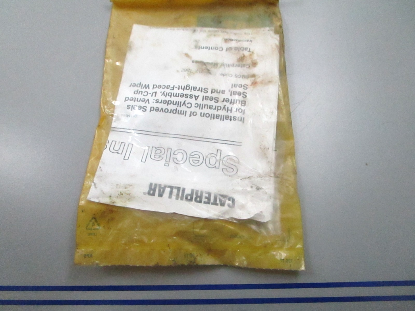 *NEW OEM* 0810 CAT Seal Assembly 167-2186