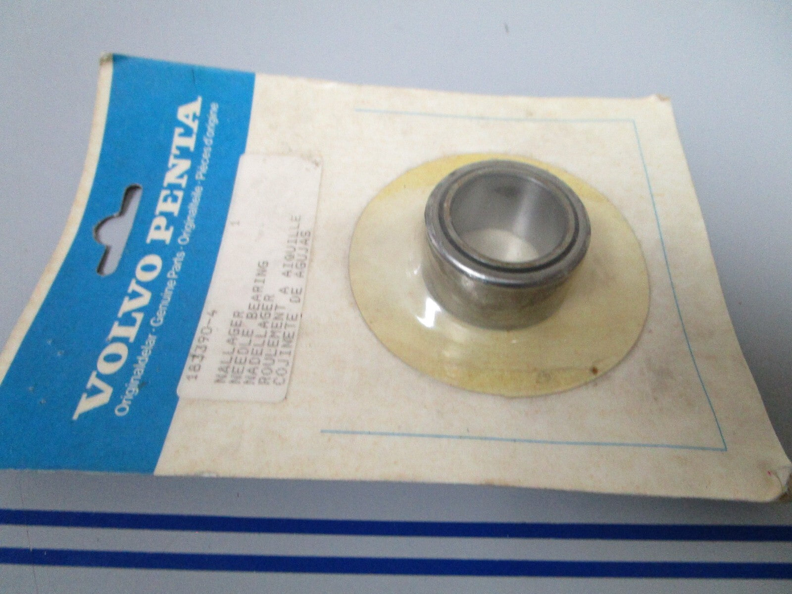 *NEW OEM* 0810 Volvo Penta Needle Bearing 183390-4 183390