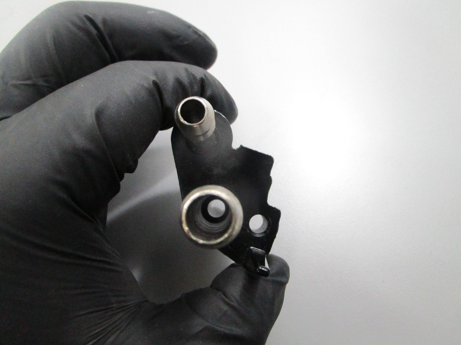 *NEW OEM* 0810 OMC Johnson Evinrude Fuel Connector 394309 0394309