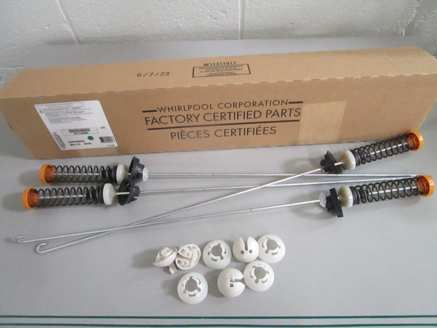 NEW OEM W11130359 Whirlpool Suspension Rod Kit 0820