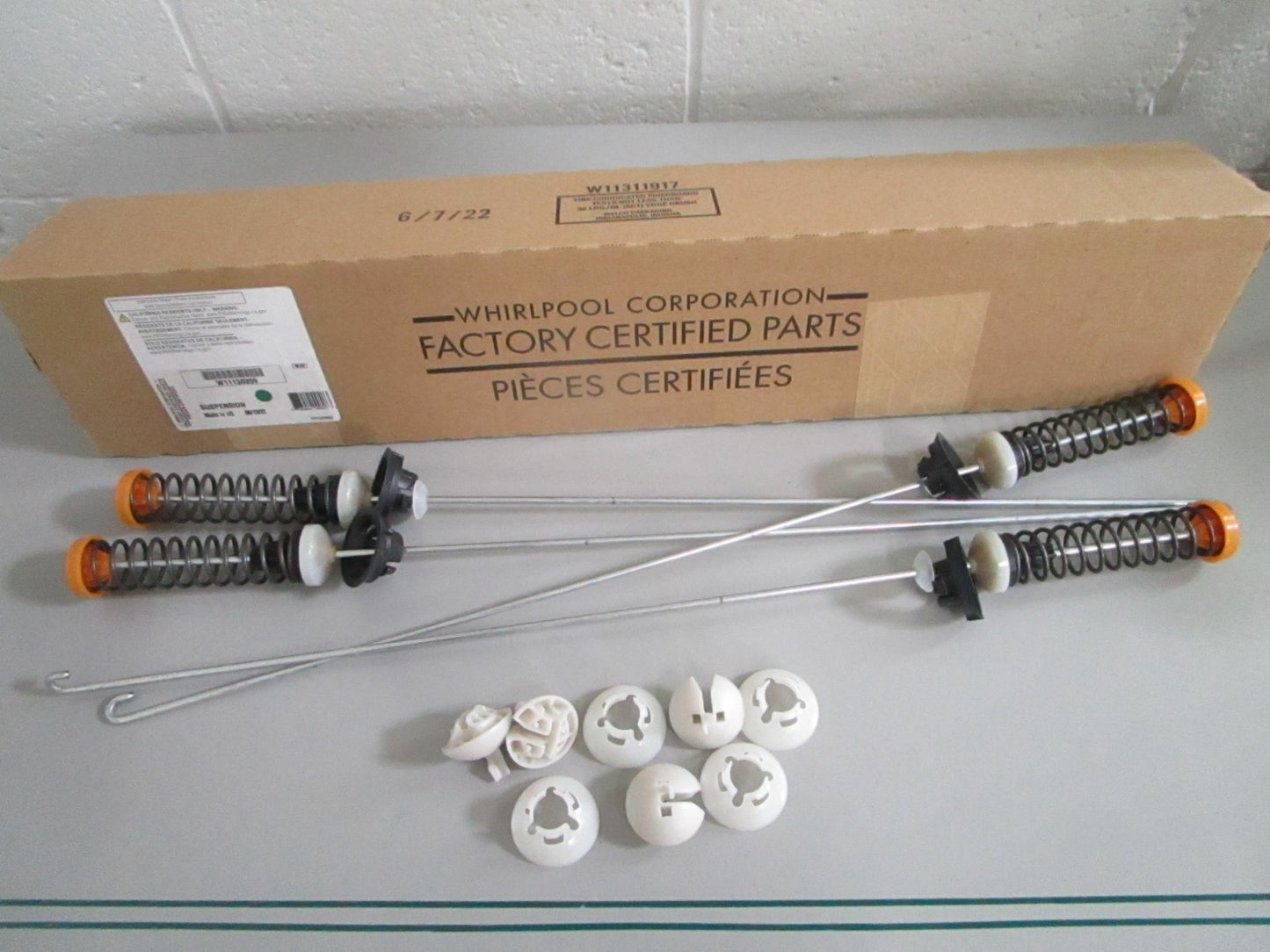 NEW OEM W11130359 Whirlpool Suspension Rod Kit 0820