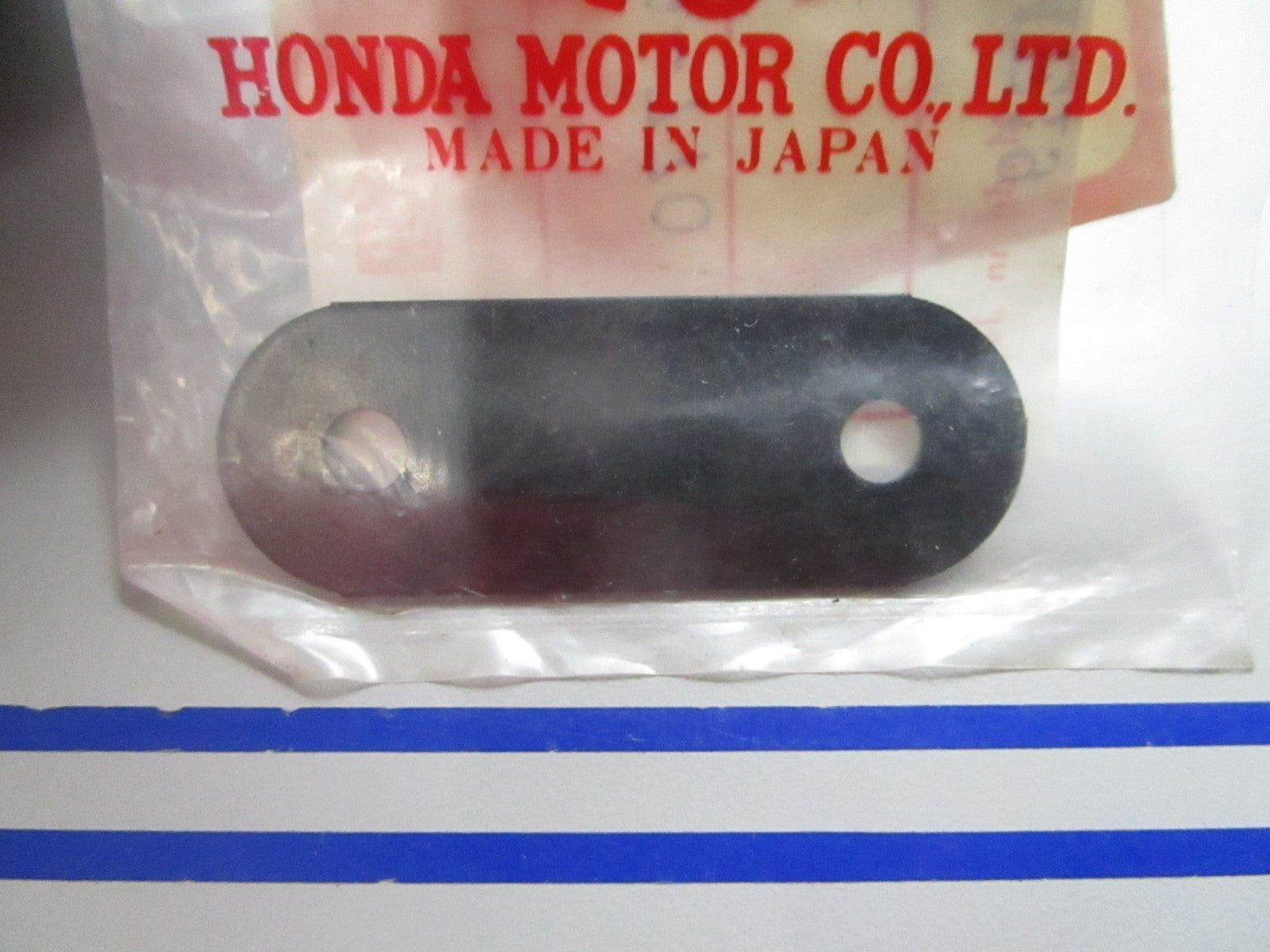 NEW OEM 81216-MG9-770 Honda Plate 0810