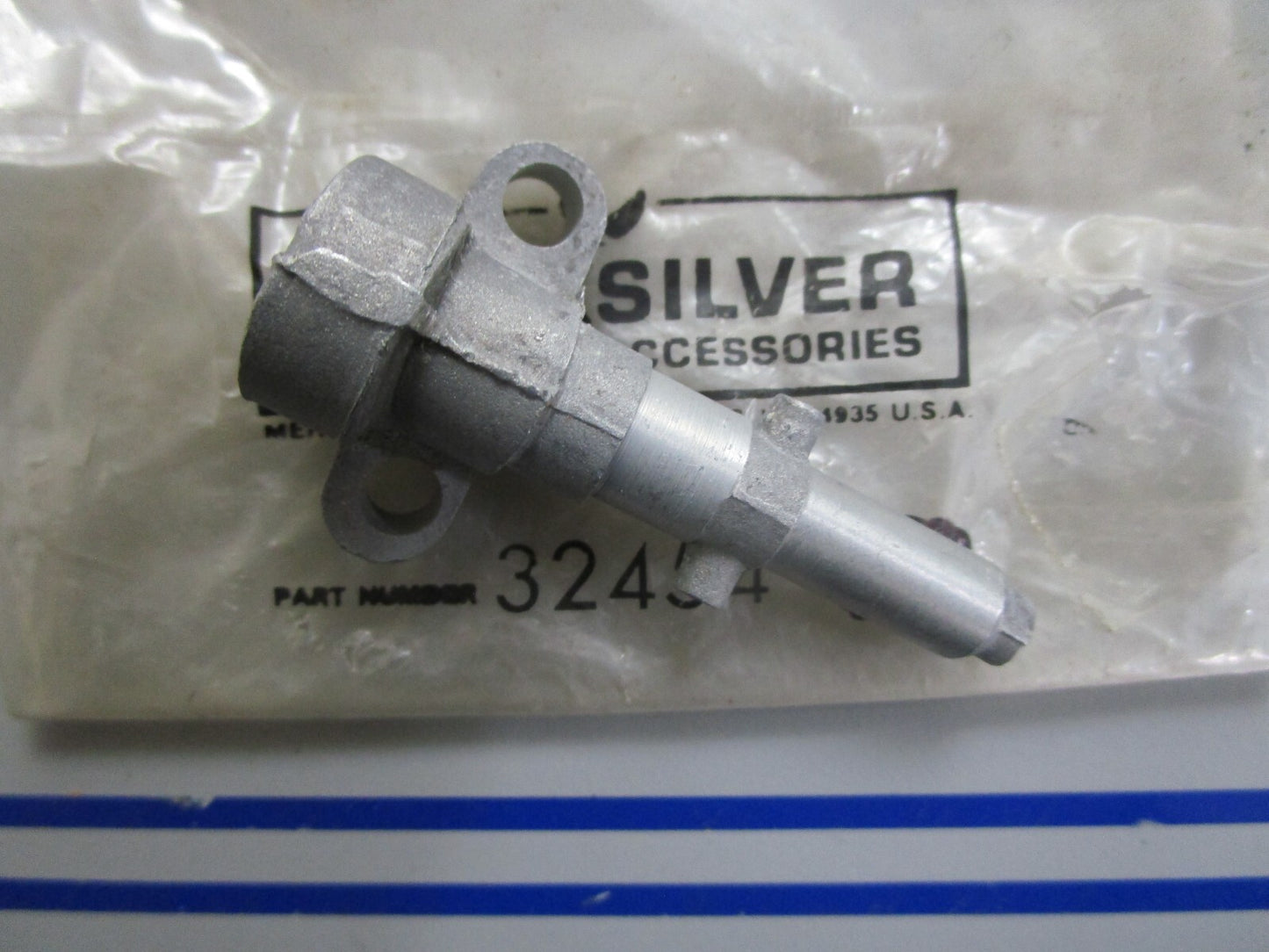 *NEW OEM* 0820 Mercury Quicksilver Adaptor 32454