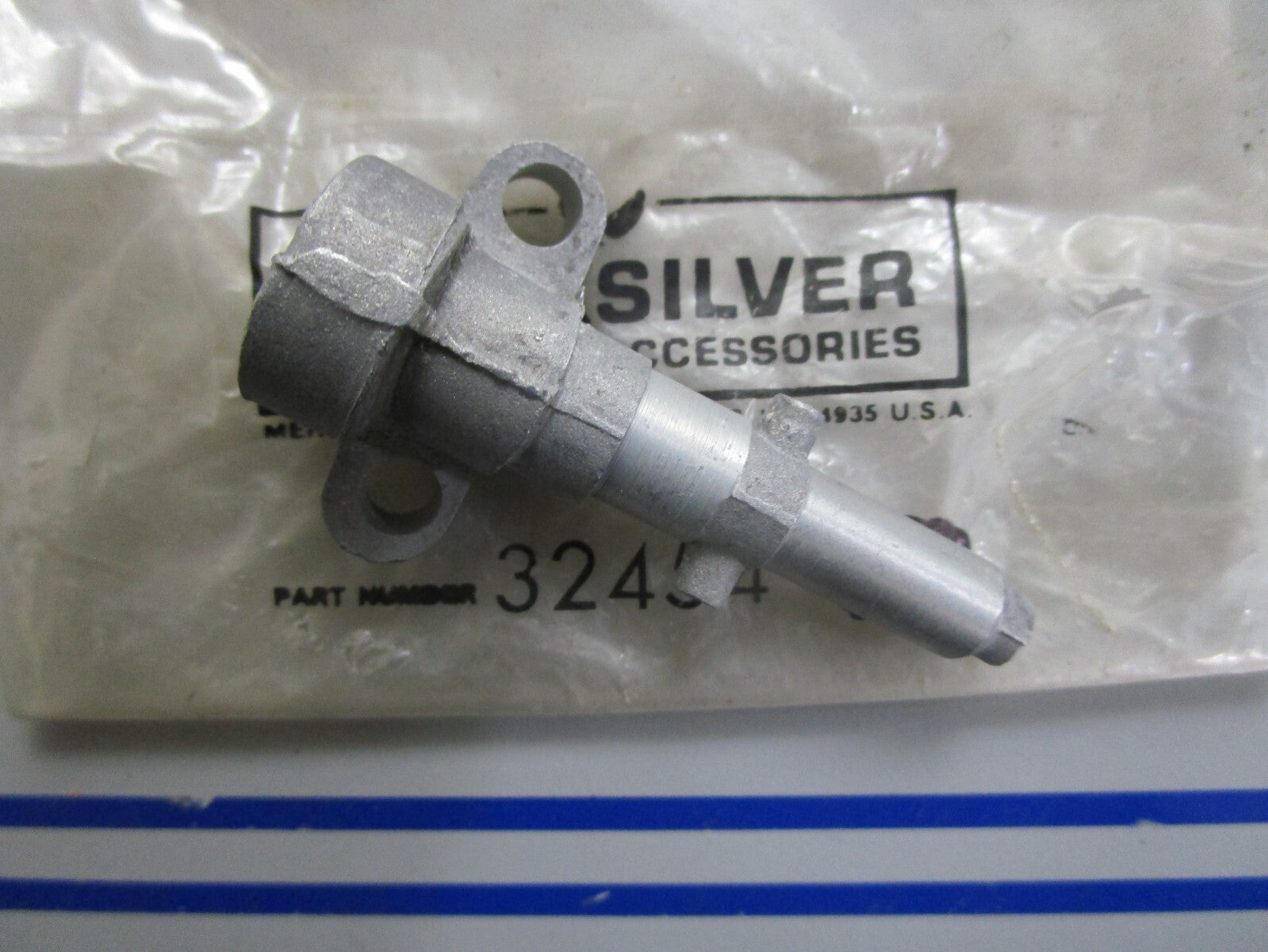 *NEW OEM* 0820 Mercury Quicksilver Adaptor 32454