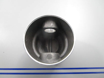 *NEW OEM* 0810 OMC Johnson Evinrude Piston 379372 0379372