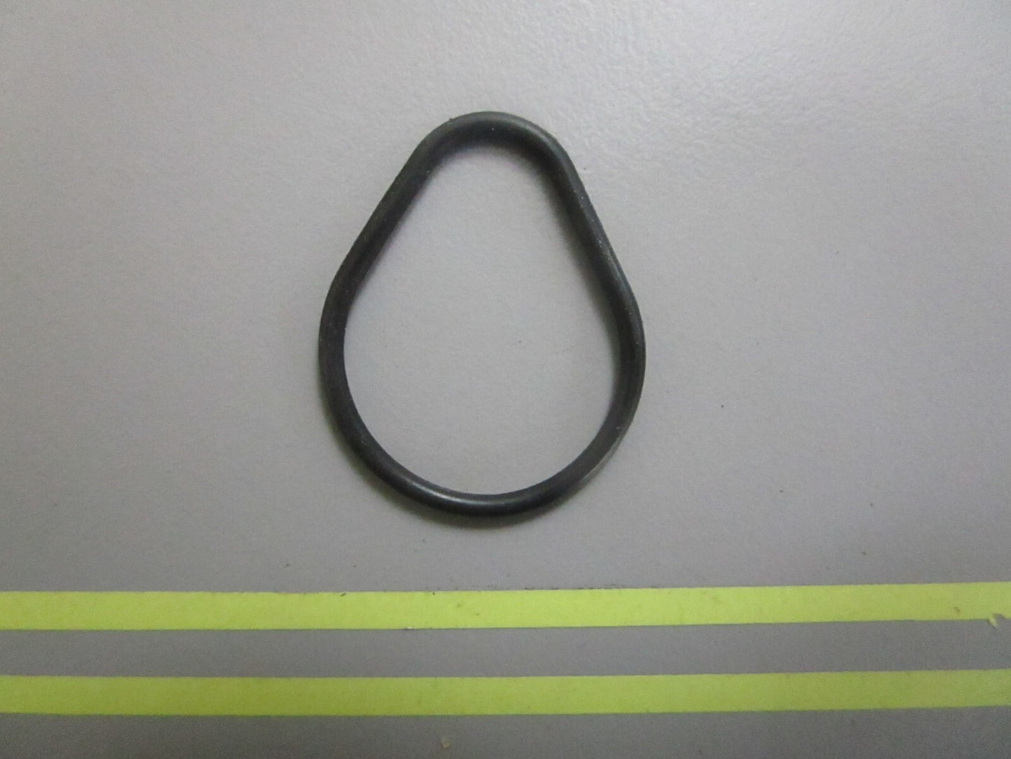 *NEW OEM* 0810 OMC Johnson Evinrude Seal 124886 0124886