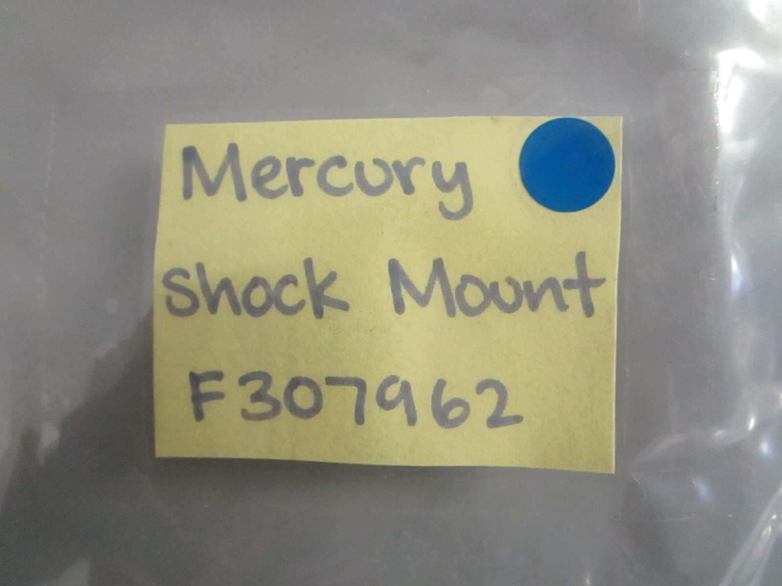 NEW OEM F307962 Mercury Quicksilver Shock Mount 0820