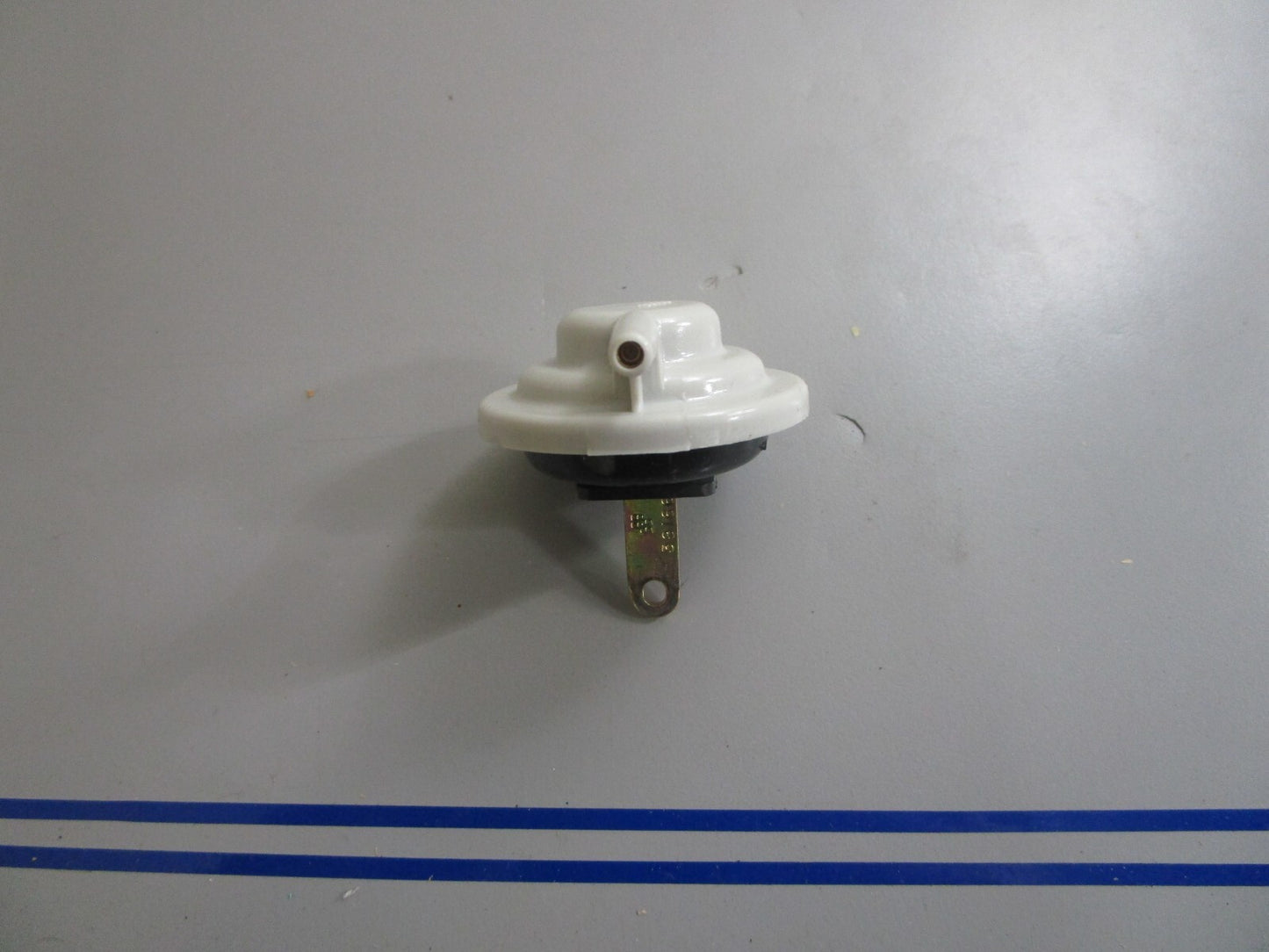 *NEW OEM* 0810 OMC Johnson Evinrude Vacuum Diaphragm 981789 0981789