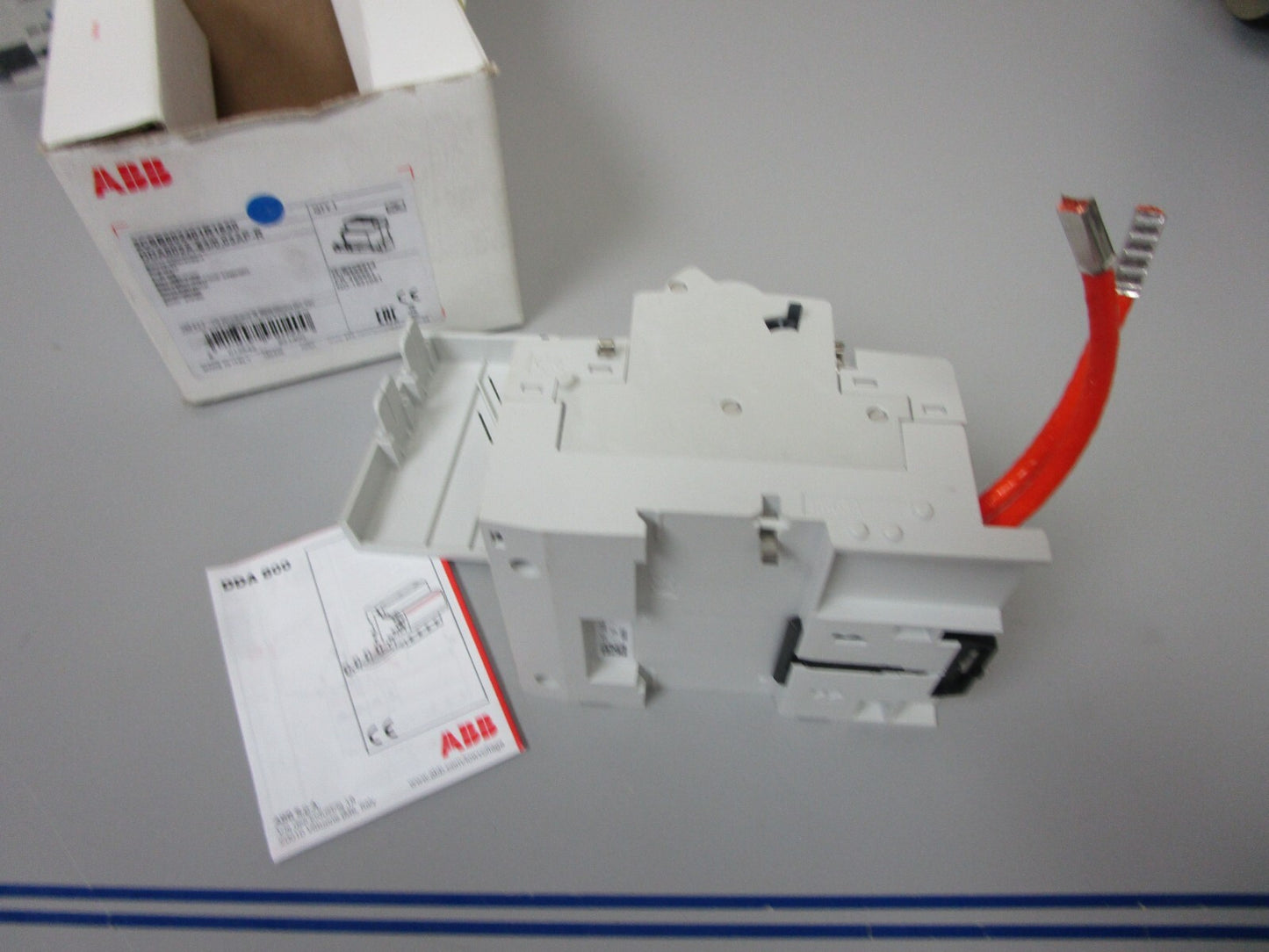 *NEW* 0720 ABB Block DDA802A-63/0.03AP-R
