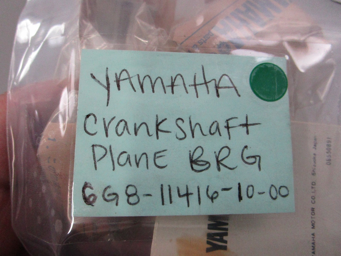 NEW OEM 688-11416-10-00 Yamaha Crankshaft Plane Bearing 0810